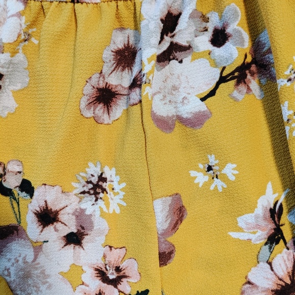 FLORAL ROMPER - Picture 3 of 4